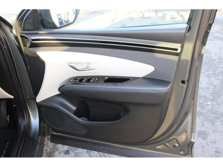 2023 Hyundai Tucson 4WD Executive PHEV Auto €36,950 thumbnail