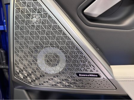 2025 BMW M5 4.4 V8 PHEV 728 HP €124,900 thumbnail