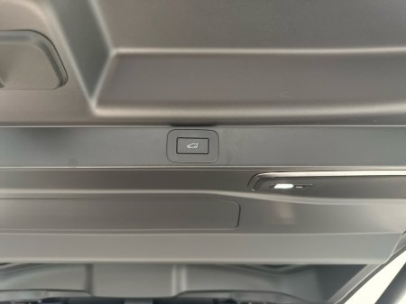 2026 Land Rover Range Rover - thumbnail 33