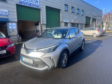 2023 Toyota C-HR - view 2