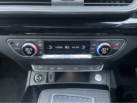 2020 Audi Q5 2.0TFSIE 50 QTIP 5DR BLACK EDITION €39,950 thumbnail