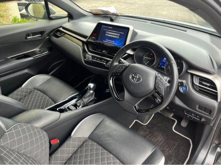 2019 Toyota C-HR - thumbnail 14