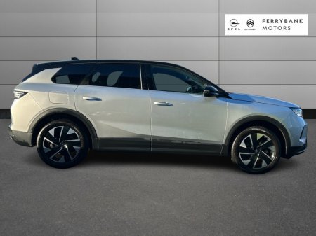 2025 Opel Grandland GS SUV 1.2 136PS MHE €38,950 thumbnail