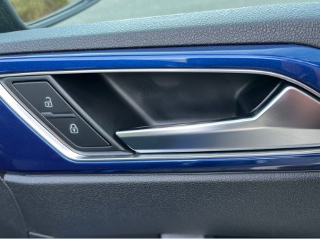 2018 Volkswagen Polo 1.0L FIVE DOOR HIGHLINE. €14,450 thumbnail