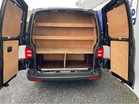 2020 Volkswagen Transporter 2.0TDI T6 102BHP 5DR MANUAL ( 201 REG ) €13,750 thumbnail