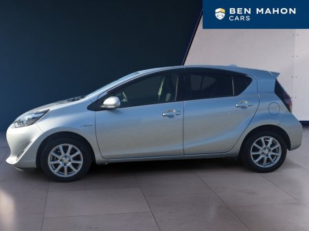 2020 Toyota Aqua - thumbnail 2