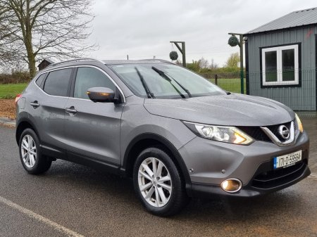 2017 Nissan Qashqai - thumbnail 1