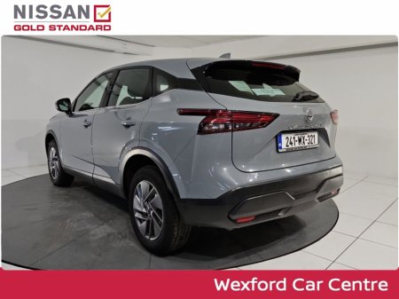 2024 Nissan Qashqai 1.3 PET MILD HYBRID SV €30,995 thumbnail
