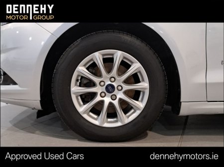 2020 Ford Mondeo 2.0 HEV Vignale HEV €24,995 thumbnail