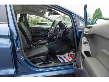 2022 Ford Fiesta - thumbnail 17