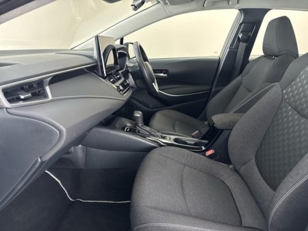 2024 Toyota Corolla HYBRID LUNA SALOON €27,950 thumbnail