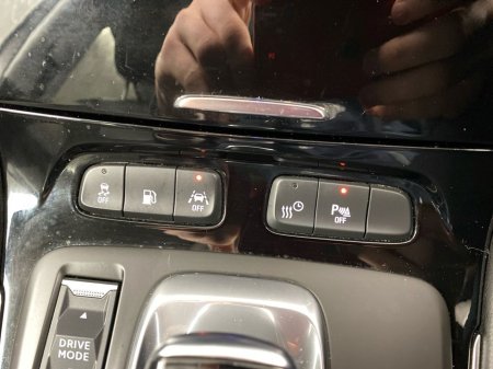 2021 Opel Grandland X 1.6 Petrol/Electric FWD 225 PS PHEV SRI €19,995 thumbnail