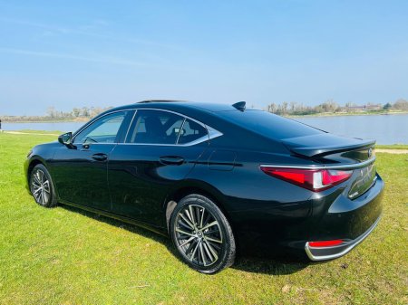 2023 Lexus ES 300 H - thumbnail 13