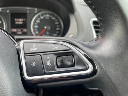 2016 Audi Q3 - thumbnail 18