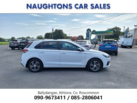 2021 Hyundai i30 *Deposit Taken* DELUXE *High Spec/Reverse Camera/App Connect/Android Auto** €17,950