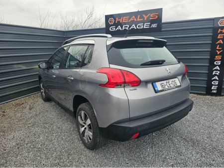 2016 Peugeot 2008 - thumbnail 2
