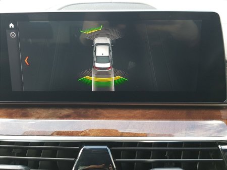 2019 BMW 5 Series - thumbnail 23