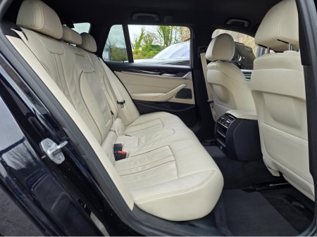 2017 BMW 5 Series - thumbnail 15