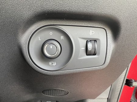 2026 MG ZS TROPHY HYBRID. €27,134 thumbnail