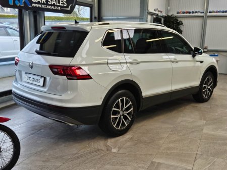2021 Volkswagen Tiguan 2.0 TDI 150HP Comfortline DSG €34,950 thumbnail