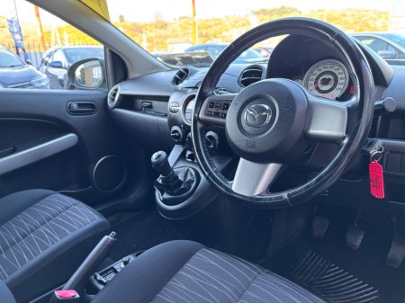 2008 Mazda Mazda2 - thumbnail 4