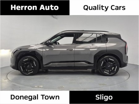 2025 Kia EV3 - view 2