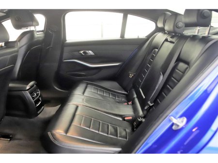 2020 BMW 3 Series 330E M SPORT G20 *BLACK LEATHER* €29,890 thumbnail