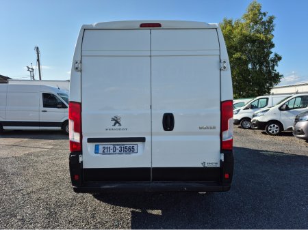 2021 Peugeot Boxer 335 L3 H2 2.2 BLUE HDI 1 140 3DR €12,500
