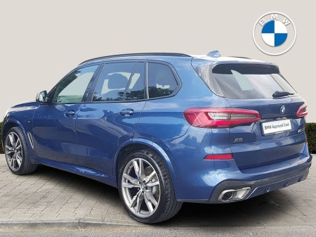 2019 BMW X5 M50d €53,995