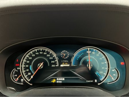 2017 BMW 5 Series - thumbnail 26