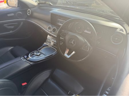 2017 Mercedes-Benz E Class - thumbnail 3