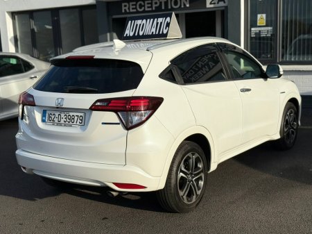 2016 Honda Vezel  €15,990 thumbnail