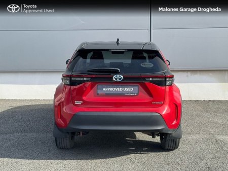 2024 Toyota Yaris Cross - view 4