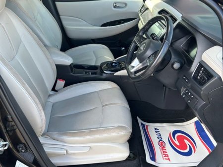 2018 Nissan Leaf - thumbnail 19