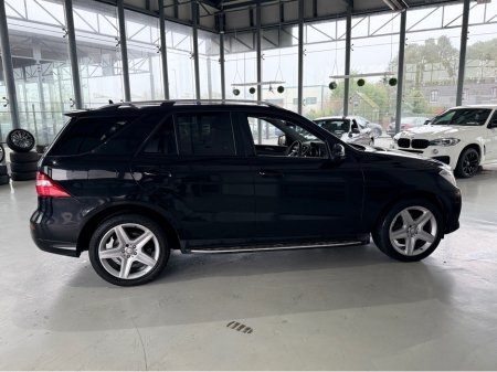 2014 Mercedes-Benz M Class BLUETECH AMG SPORT 5DR €19,950 thumbnail