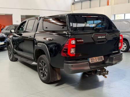 2022 Toyota Hilux - thumbnail 5