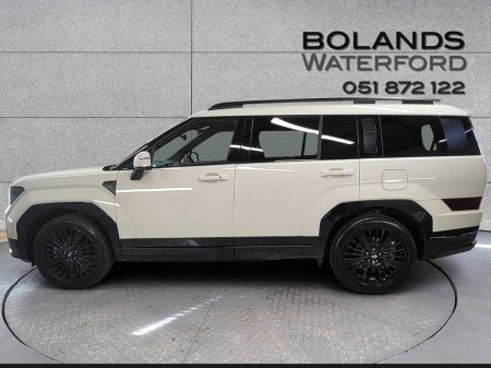 2025 Hyundai Santa Fe - thumbnail 3