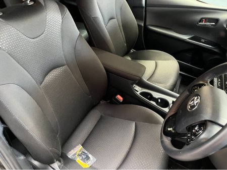 2022 Toyota Prius - thumbnail 9