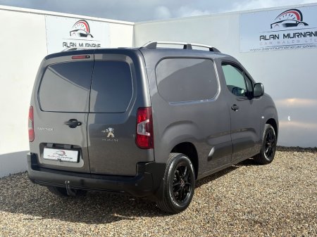 2019 Peugeot Partner - thumbnail 7