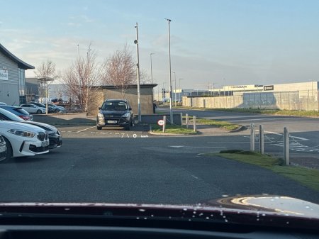 2022 Kia EV6 - thumbnail 30