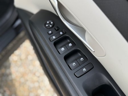 2021 Hyundai Tucson - thumbnail 17