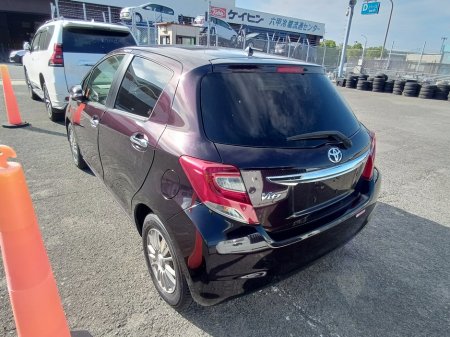 2016 Toyota Yaris  €11,950 thumbnail