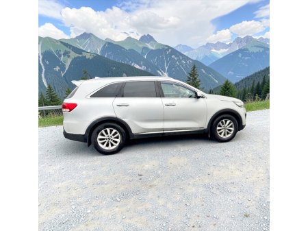 2016 Kia Sorento - thumbnail 8