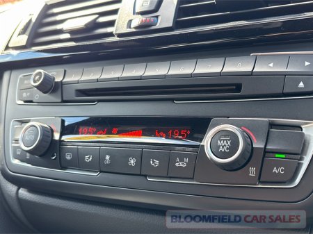 2015 BMW 3 Series - thumbnail 22