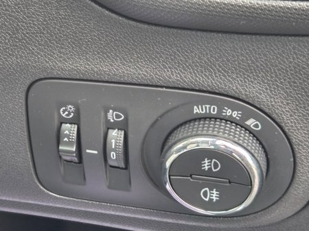 2022 Opel Crossland  €16,499 thumbnail