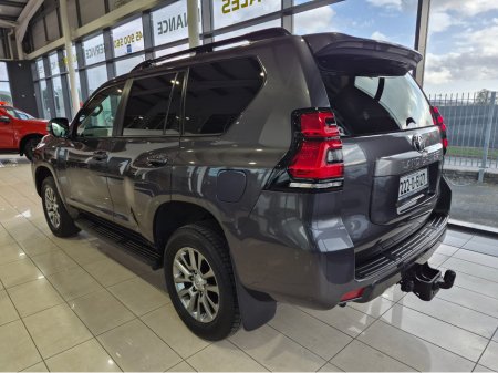 2022 Toyota Landcruiser - thumbnail 4