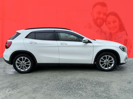 2018 Mercedes-Benz GLA Class - thumbnail 10