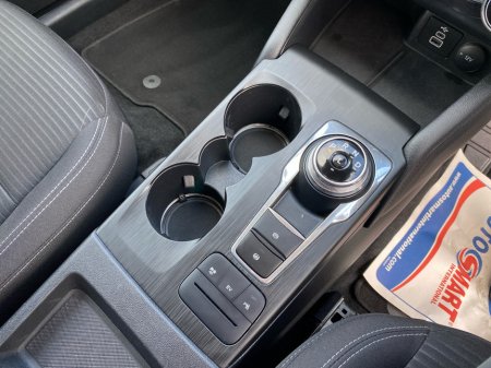 2023 Ford Kuga - thumbnail 17