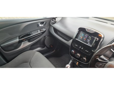 2014 Renault Clio 1.2 Petrol Dynamique MediaNav 75 bhp €6,900 thumbnail