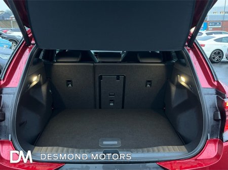 2025 Ford Explorer PREMIUM EV AWD €43,250 thumbnail